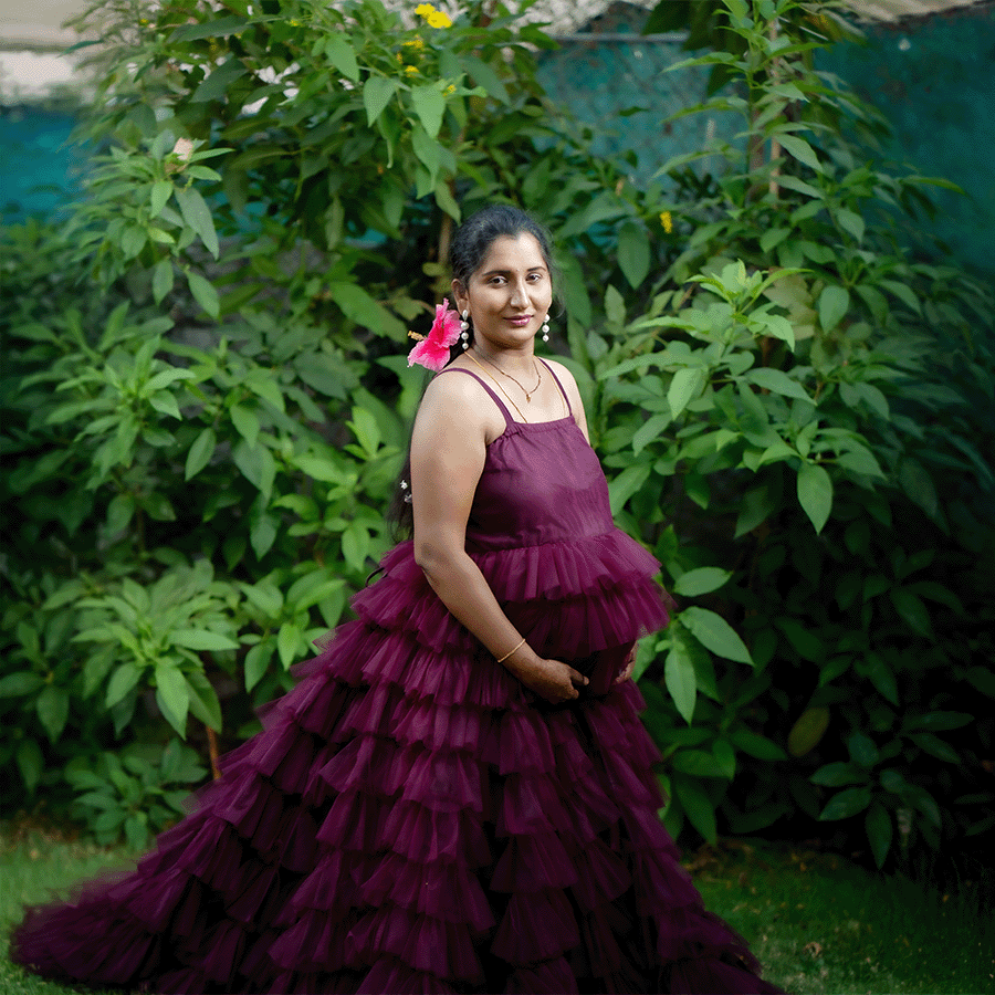 Wine pink Frills Maternity Gown - Image 3